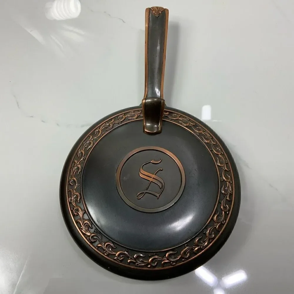 VINTAGE L.E. Mason Co. Silent Butler Crumb Catcher